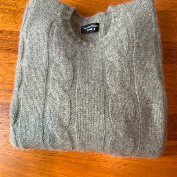 Tashia London Chunk Cashmere Sweater - Picture 5 of 10